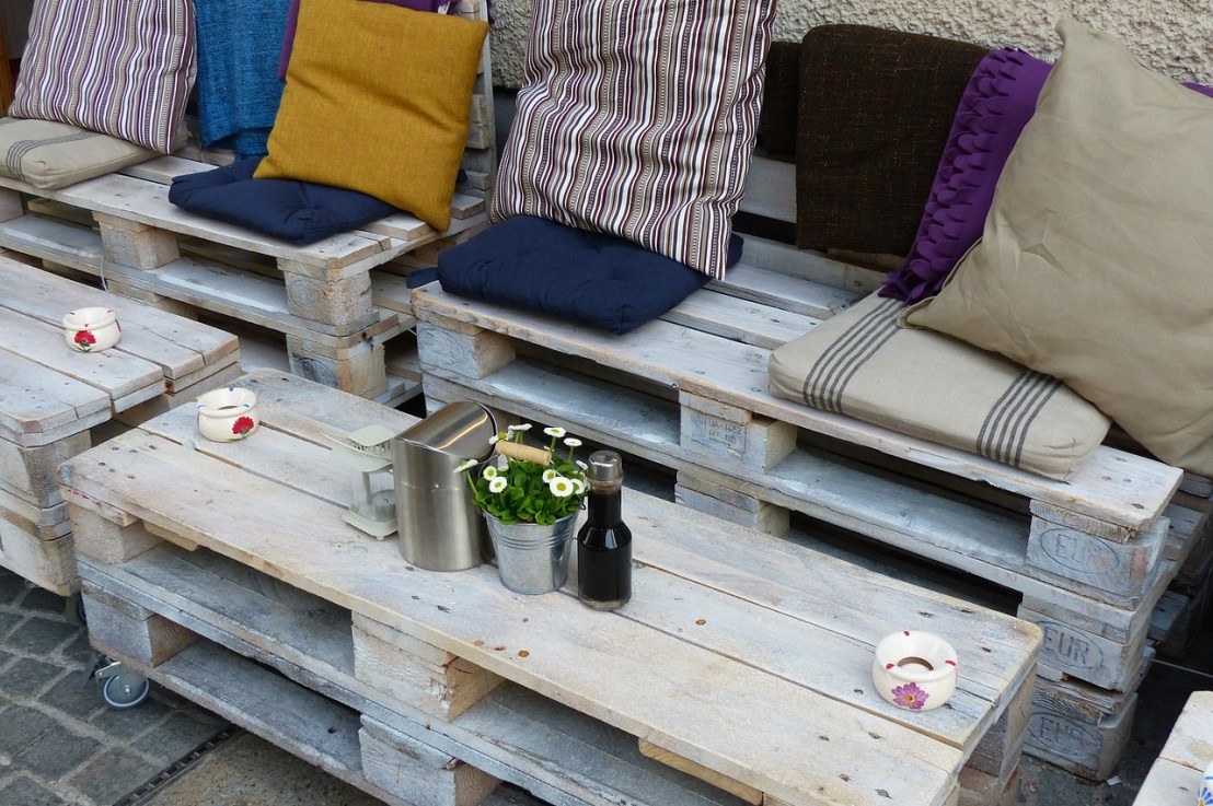 Tous nos conseils pour fabriquer une table en&nbsp;palettes