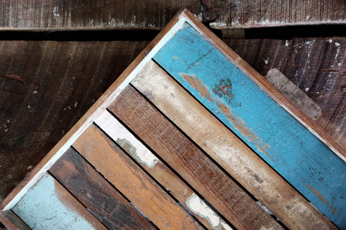 wood-569103_1280