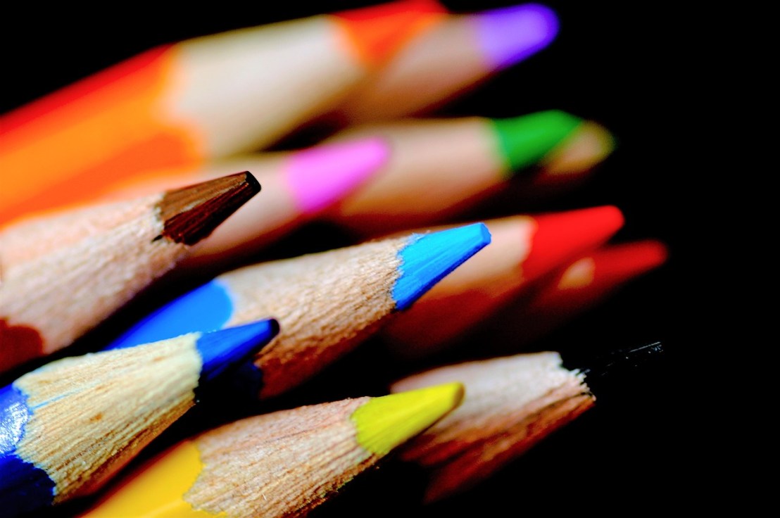 crayons-4068635_1280