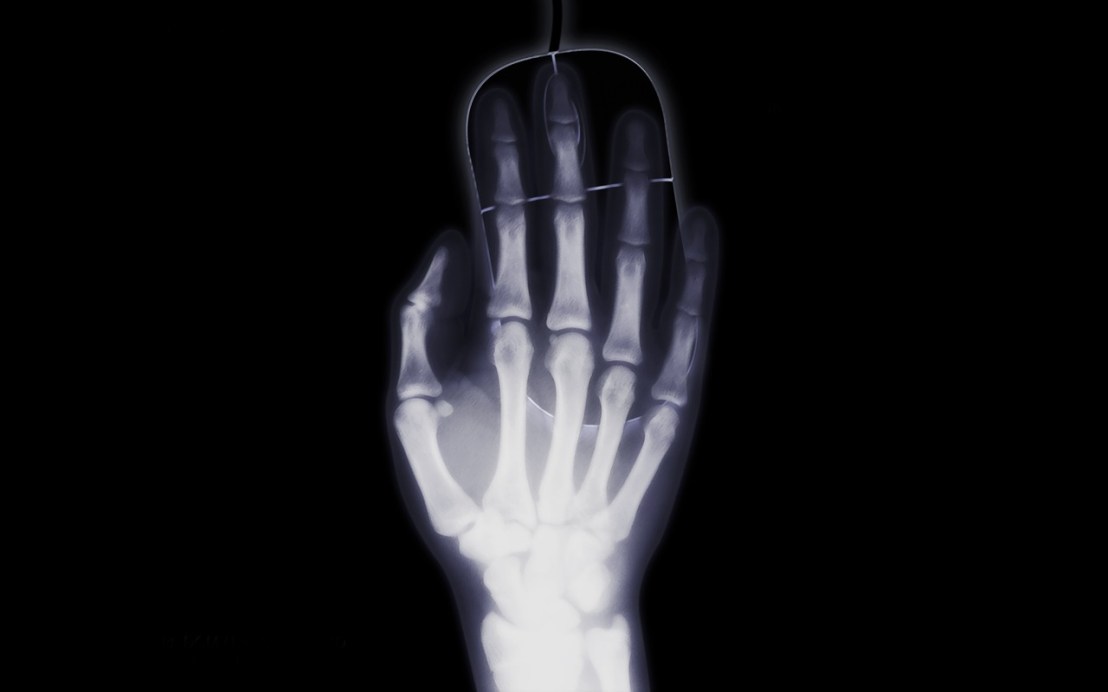 hand-1366938_1280