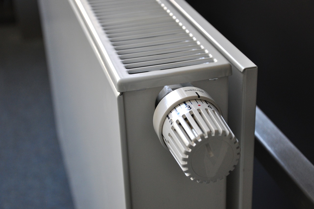 radiator-250558_1280(2)