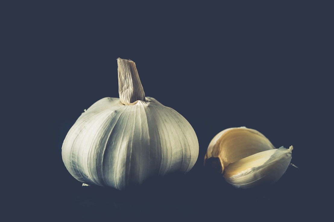 garlic-2810491_1280