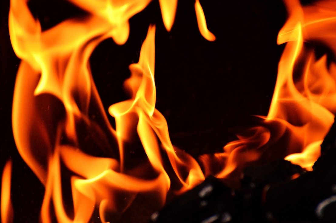 fire-2204171_1280