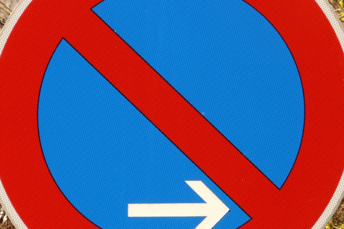 Les panneaux pour interdire le stationnement pour les&nbsp;particuliers